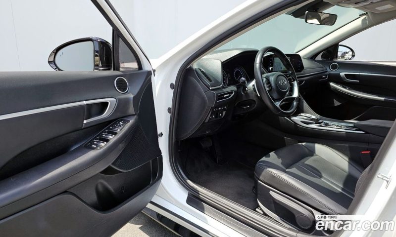 Hyundai Sonata 2.0