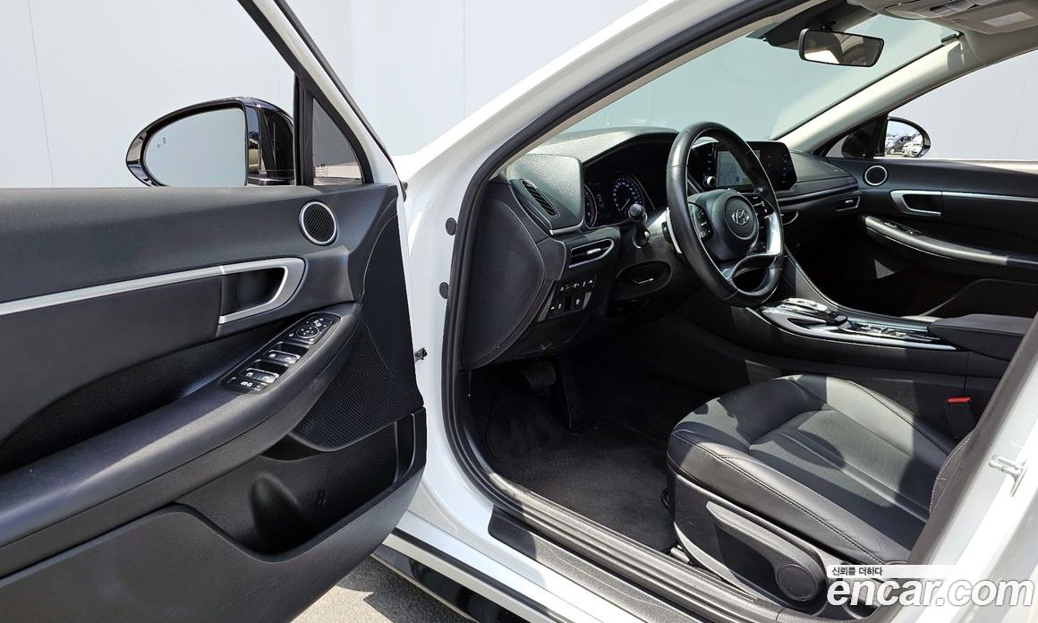 Hyundai Sonata 2.0