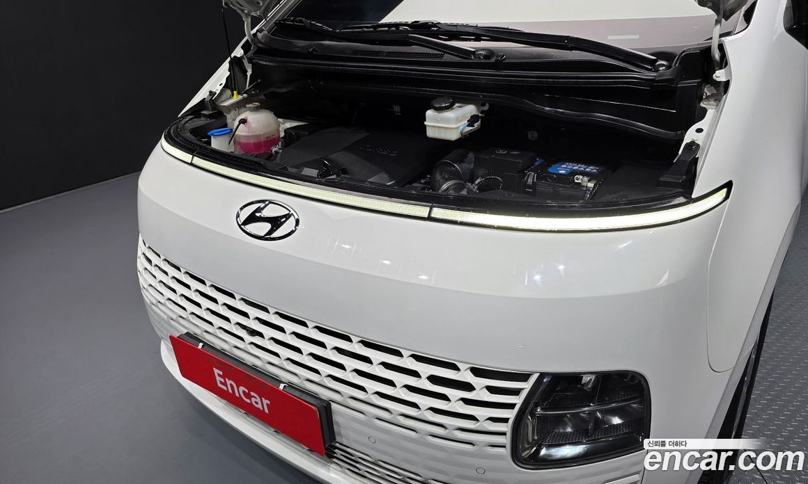 Hyundai Staria Cargo 5-Seater