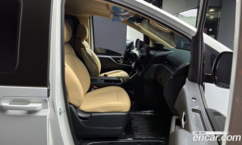Hyundai Staria Cargo 5-Seater