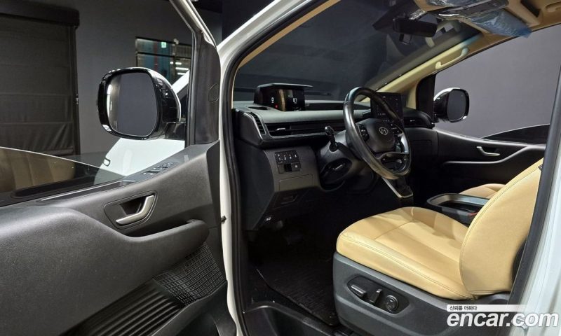 Hyundai Staria Cargo 5-Seater