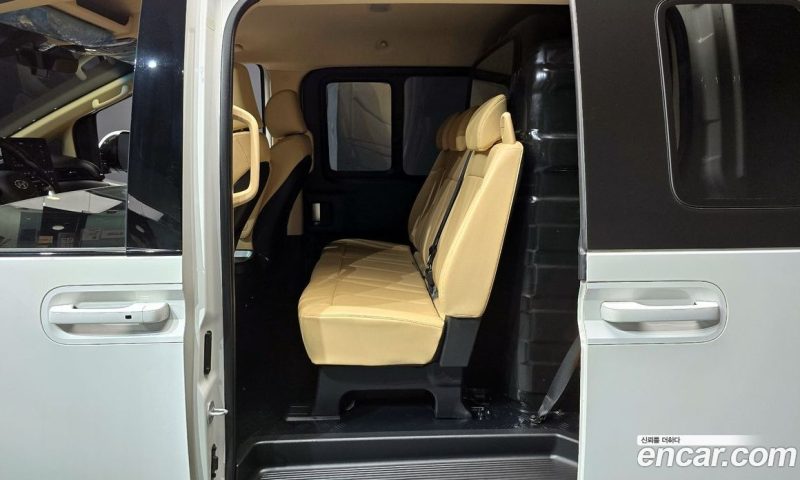 Hyundai Staria Cargo 5-Seater