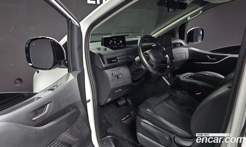 Hyundai Staria Cargo 3-Seater