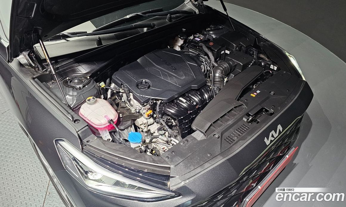 Kia K8 2.5 Gasoline 2WD
