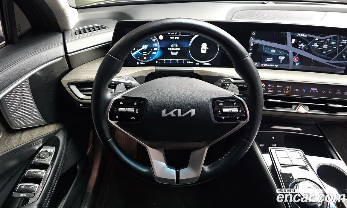 Kia K8 2.5 Gasoline 2WD