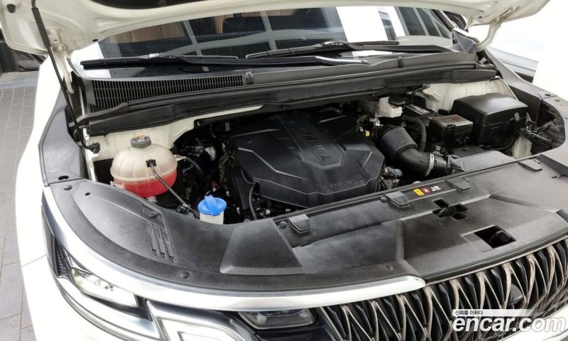 Kia Carnival 9-Seater Signature