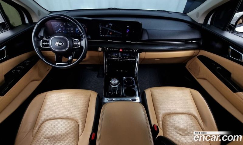 Kia Carnival 9-Seater Signature