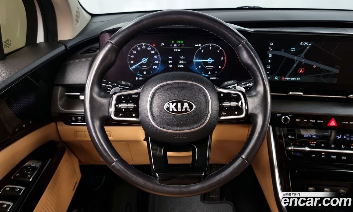 Kia Carnival 9-Seater Signature