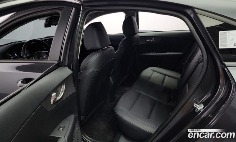 Kia K3 Standard