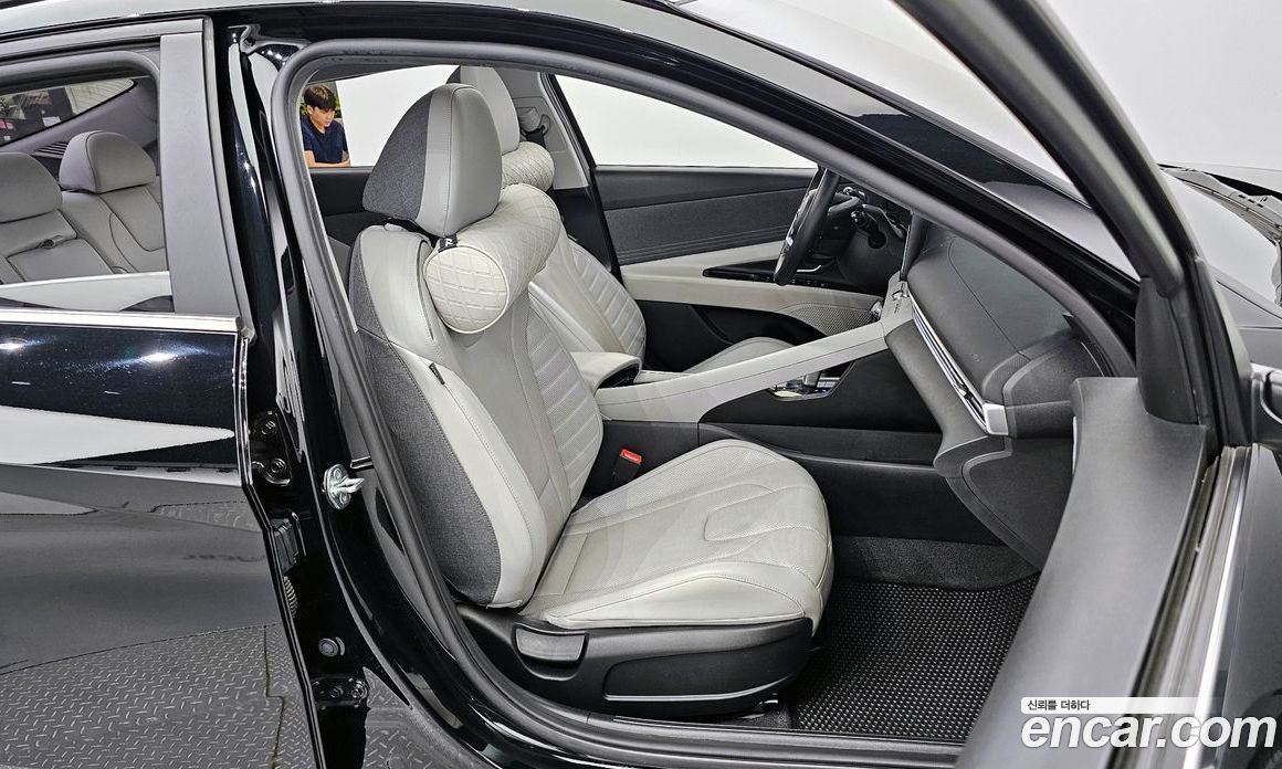 Hyundai Avante 1.6