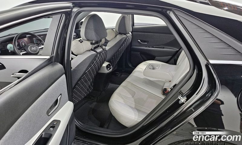 Hyundai Avante 1.6