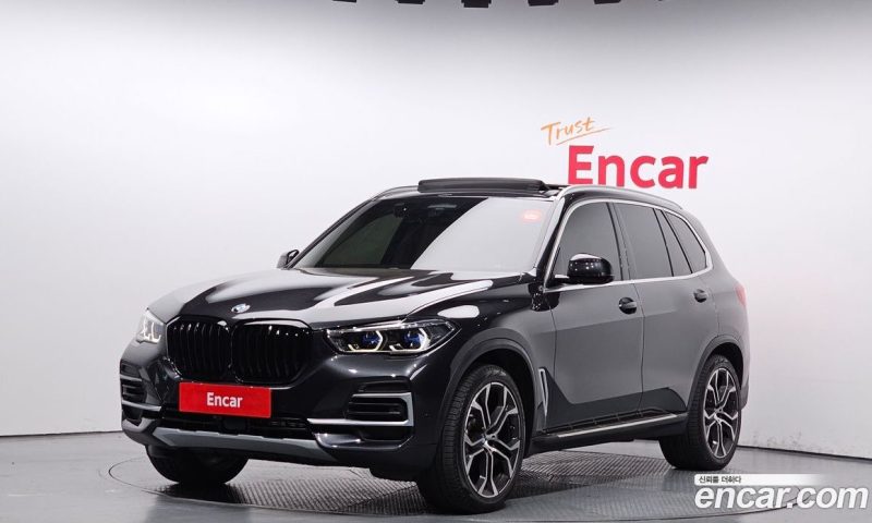 BMW X5 xDrive i40 xLine
