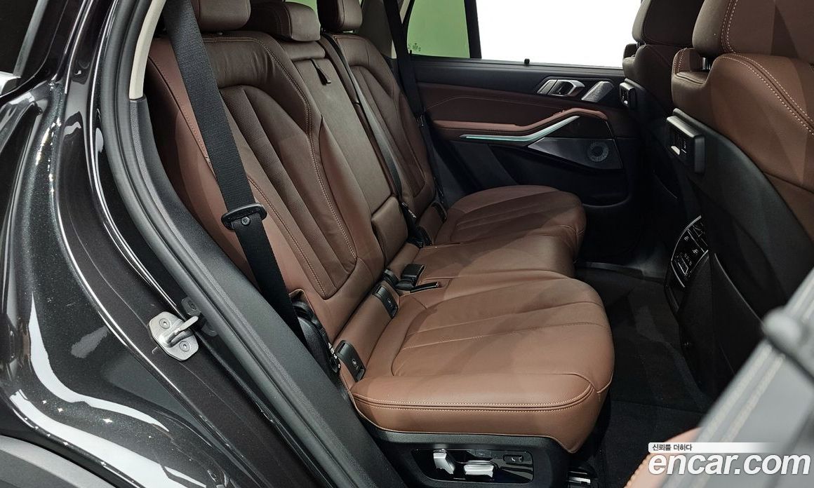 BMW X5 xDrive i40 xLine