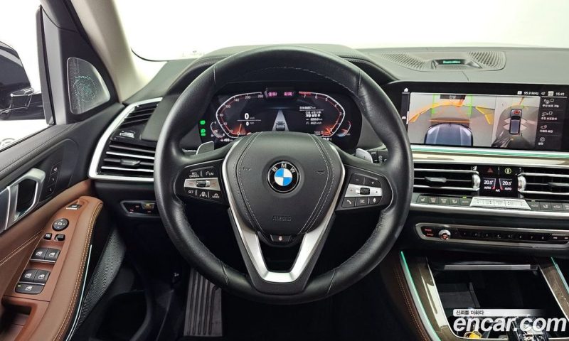 BMW X5 xDrive i40 xLine