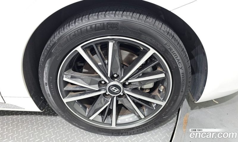 Hyundai Grandeur 2.5