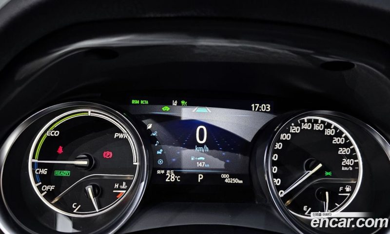 Toyota Camry 2.5 XLE Hybrid