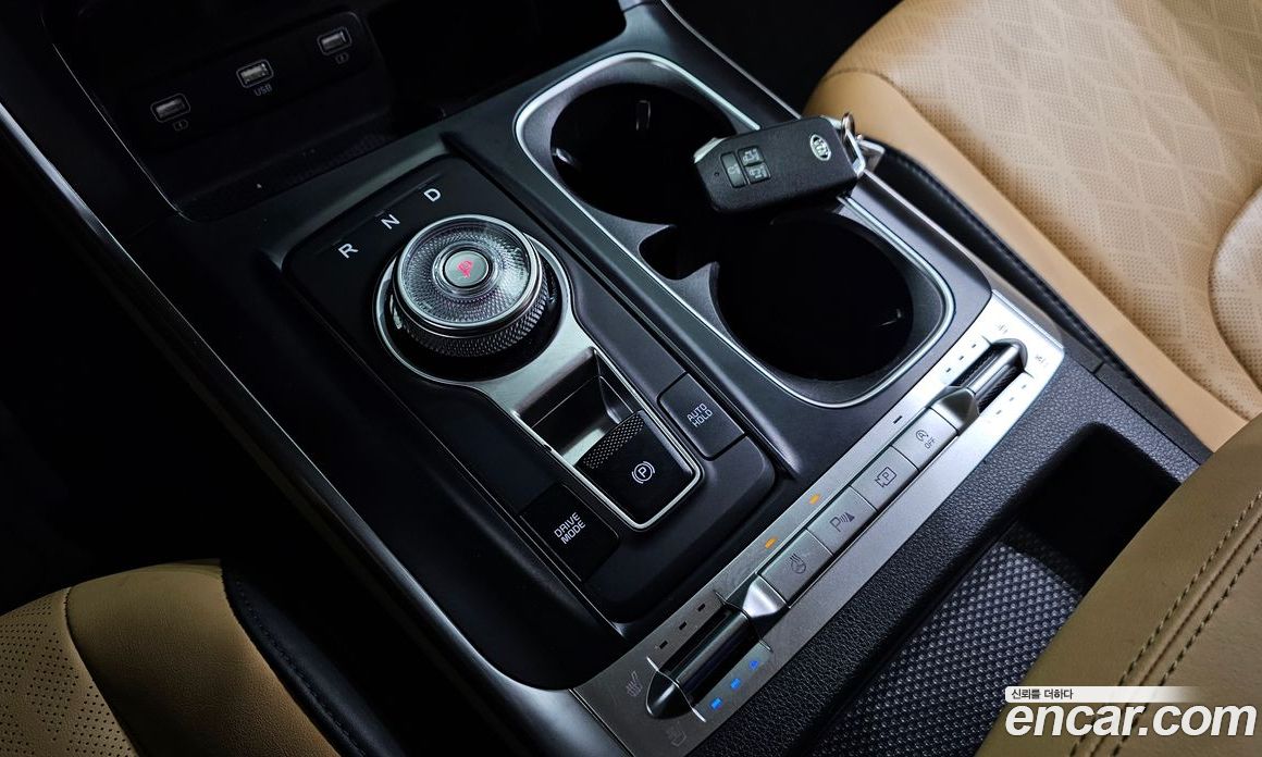 Kia Carnival 11-Seater Prestige