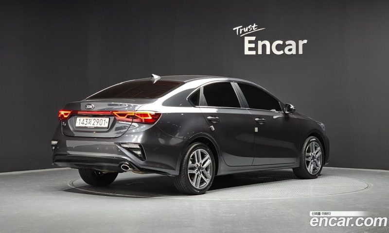 Kia K3 Signature