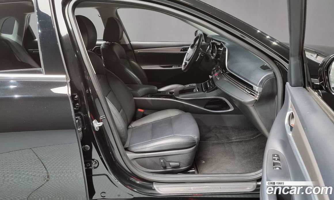 Hyundai Grandeur 2.5