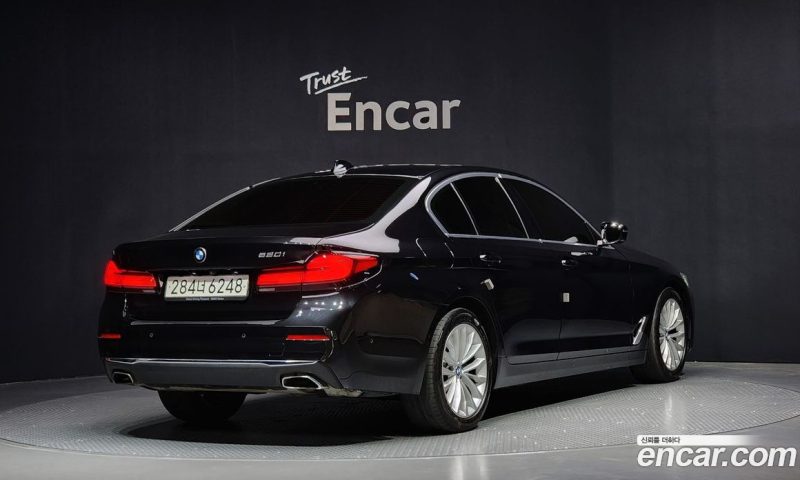 BMW 5-Series i520 Luxury
