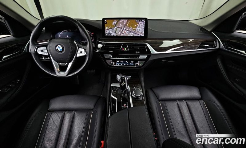 BMW 5-Series i520 Luxury
