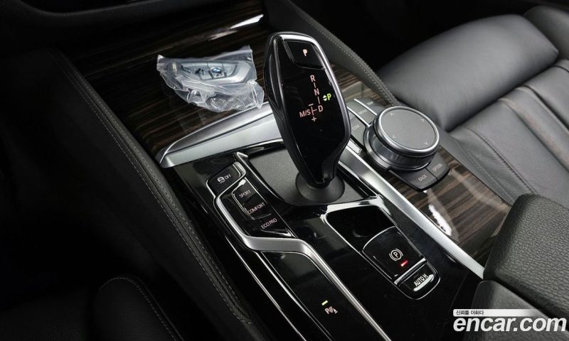BMW 5-Series i520 Luxury