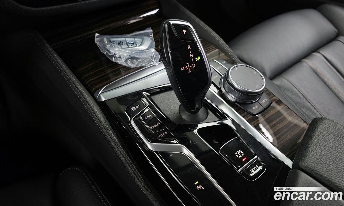 BMW 5-Series i520 Luxury