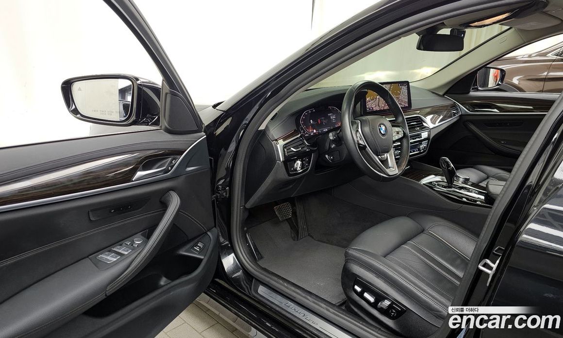 BMW 5-Series i520 Luxury