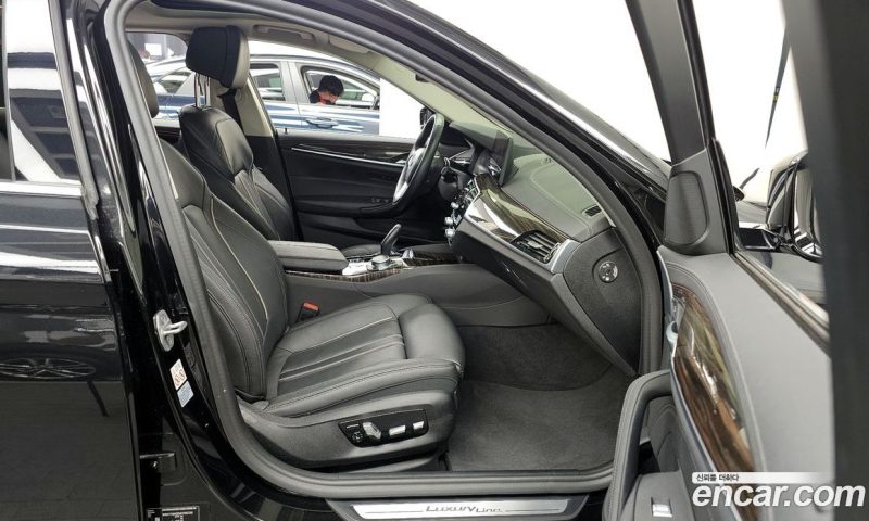 BMW 5-Series i520 Luxury