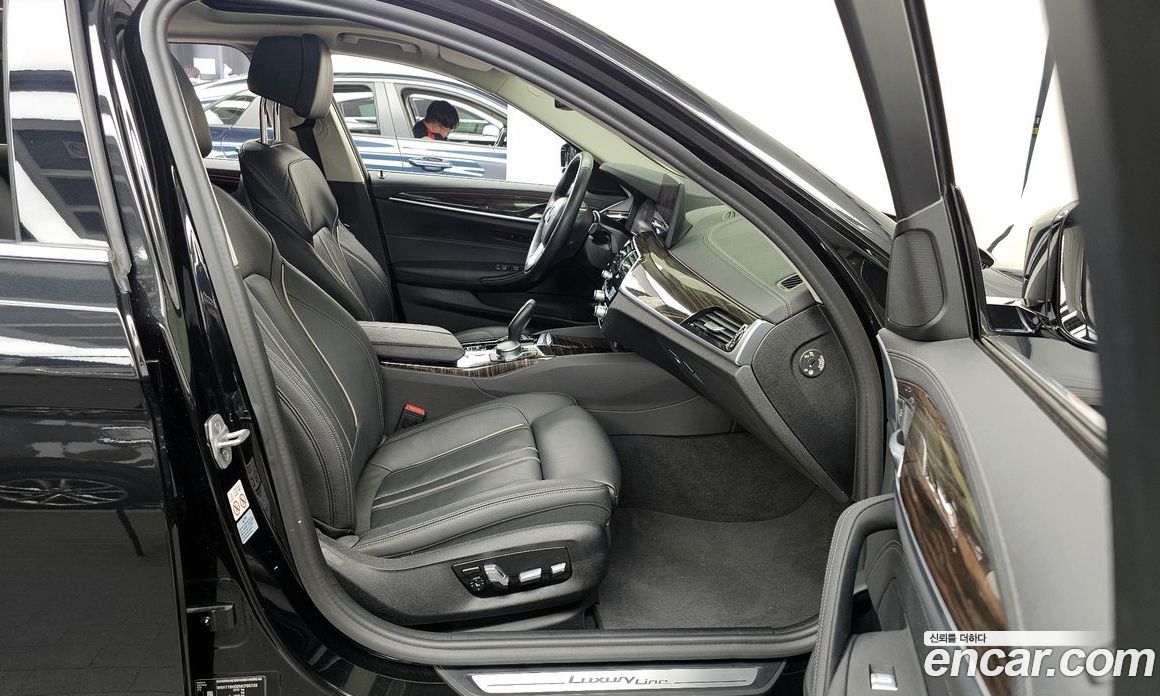 BMW 5-Series i520 Luxury