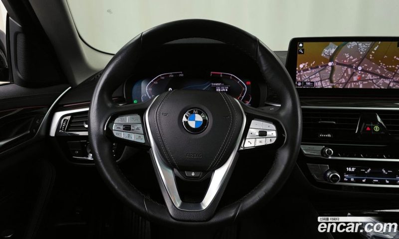 BMW 5-Series i520 Luxury