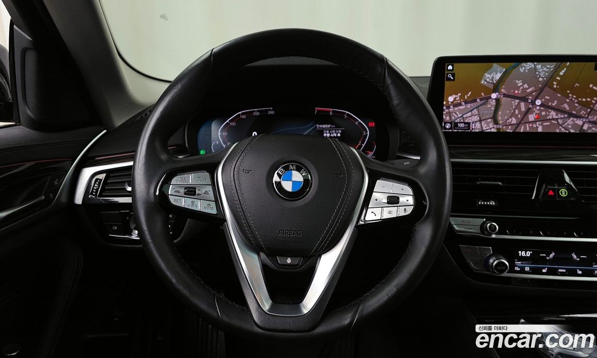 BMW 5-Series i520 Luxury