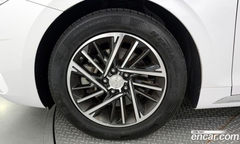 Hyundai Grandeur 2.5