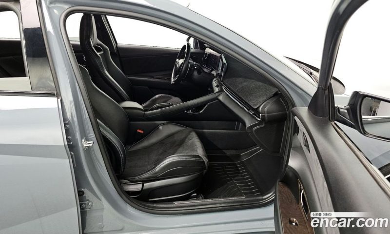 Hyundai Avante 2.0 N