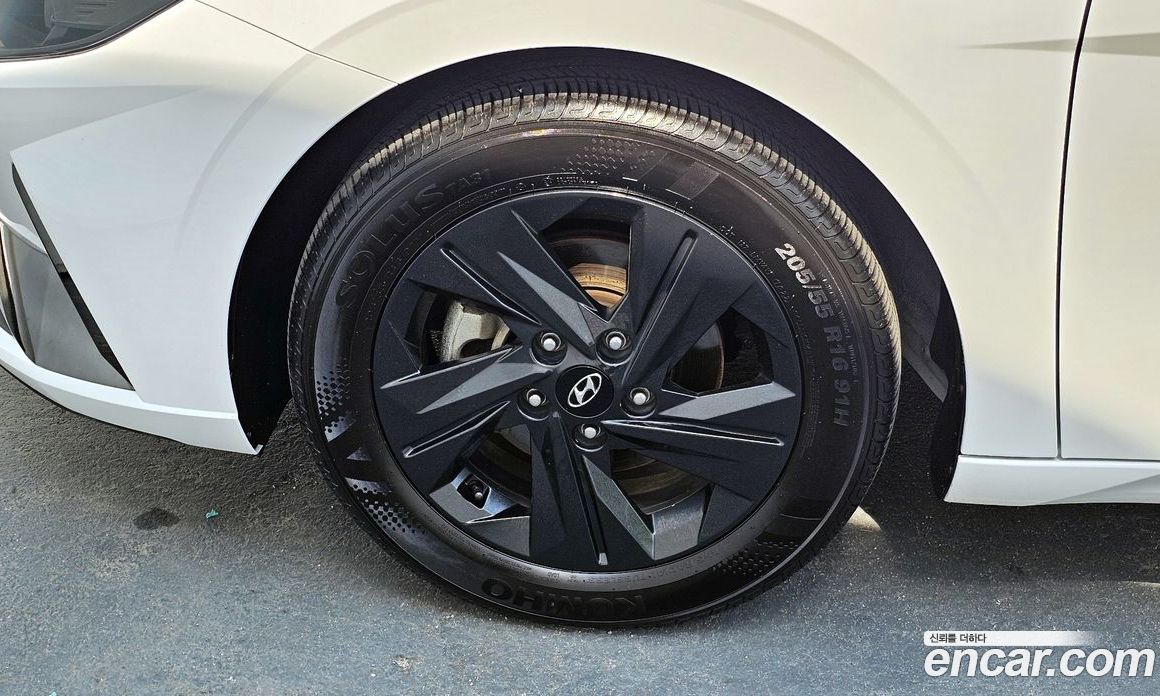 Hyundai Avante 1.6