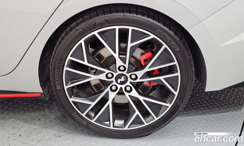 Hyundai Avante 2.0 N