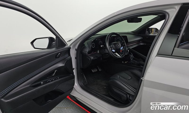 Hyundai Avante 2.0 N