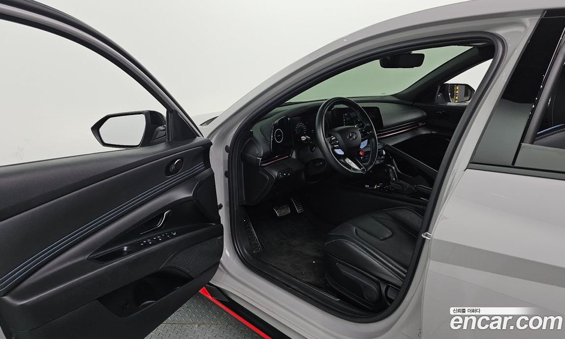 Hyundai Avante 2.0 N