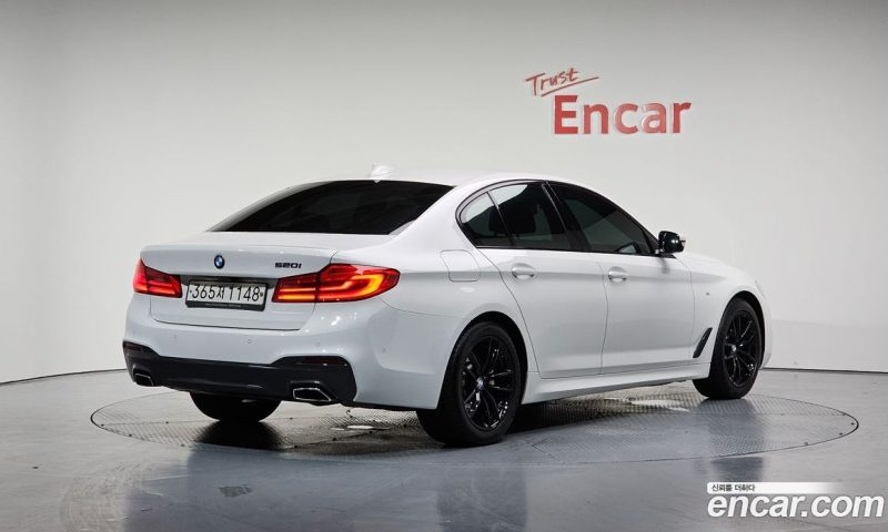 BMW 5-Series i520 M Sport