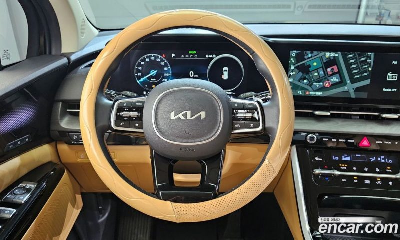 Kia Carnival 9-Seater Signature