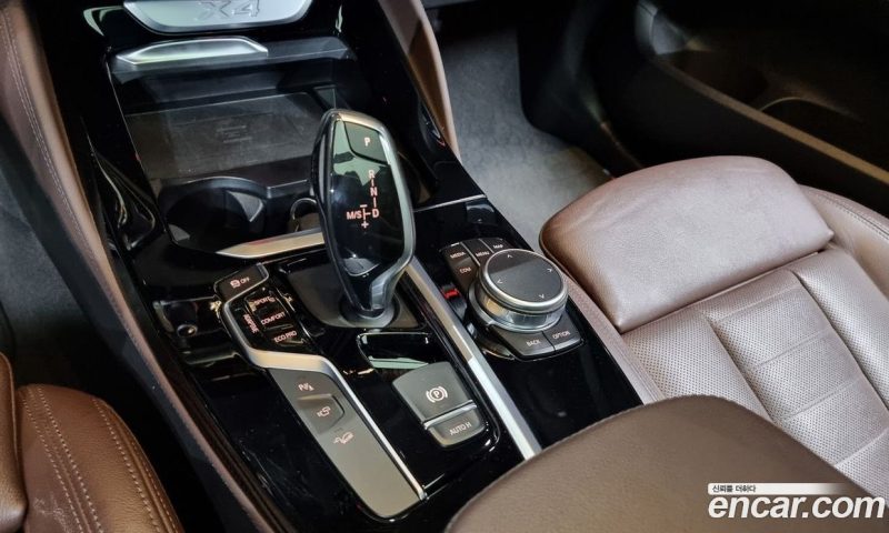 BMW X4 xDrive20i M Sports X Onlile Exclusive Edition