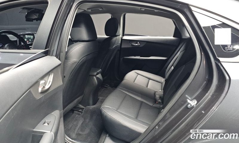 Kia K3 Standard