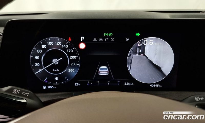 Kia K8 2.5 Gasoline 2WD