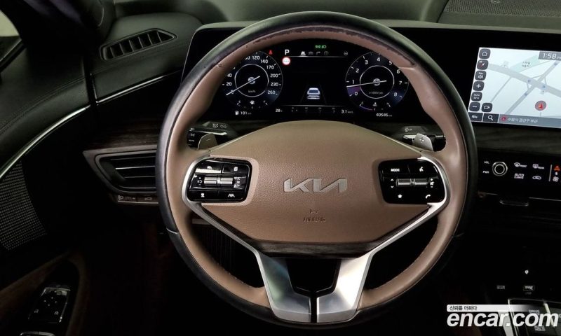 Kia K8 2.5 Gasoline 2WD
