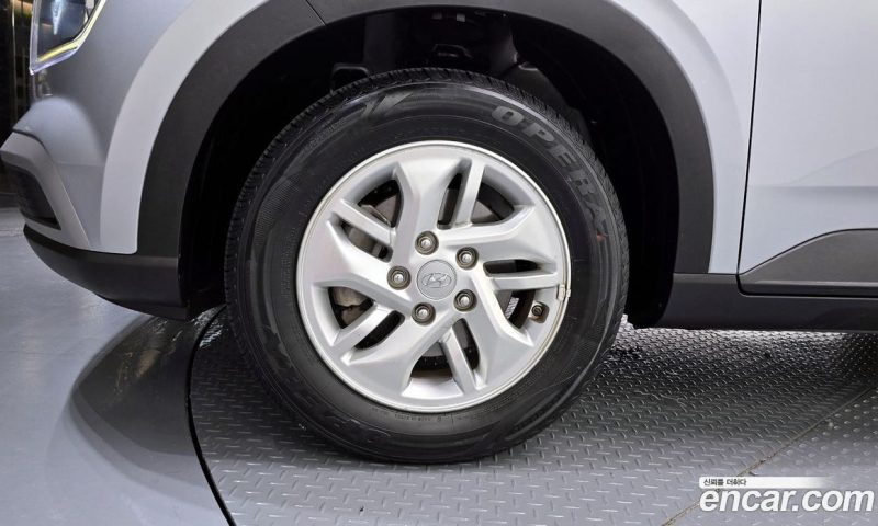Hyundai Venue 1.6 Modern Plus
