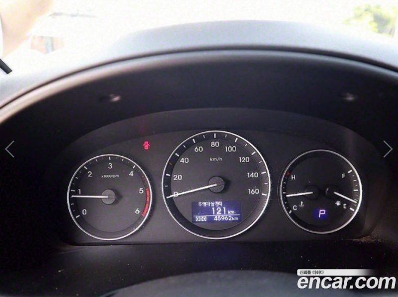Hyundai Starex 4WD Wagon 12-Seater