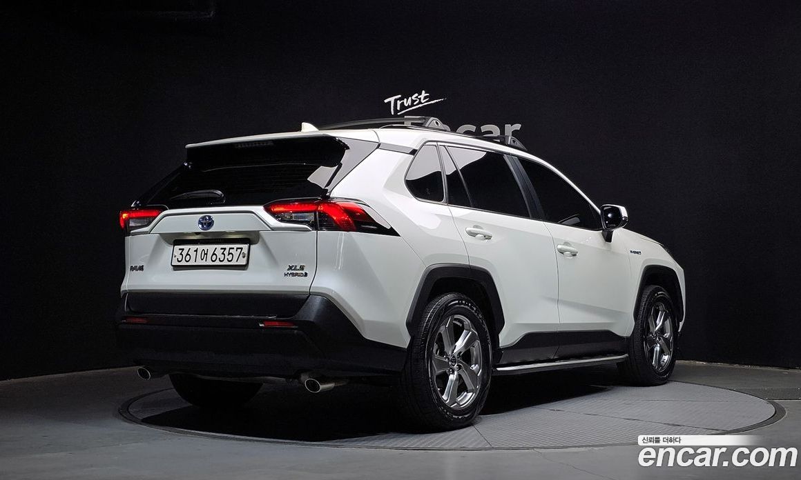 Toyota RAV4 2.5 2WD Hybrid