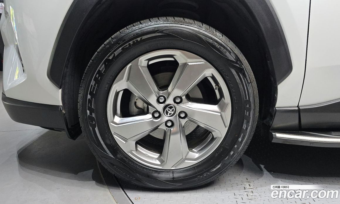 Toyota RAV4 2.5 2WD Hybrid