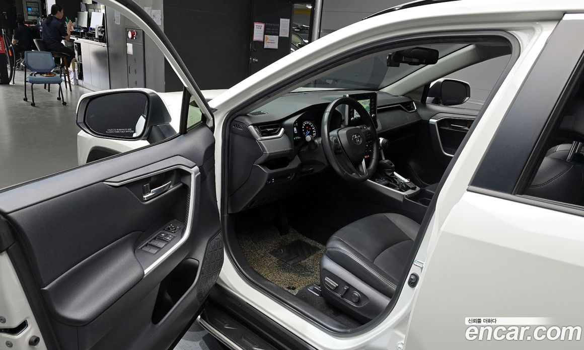 Toyota RAV4 2.5 2WD Hybrid