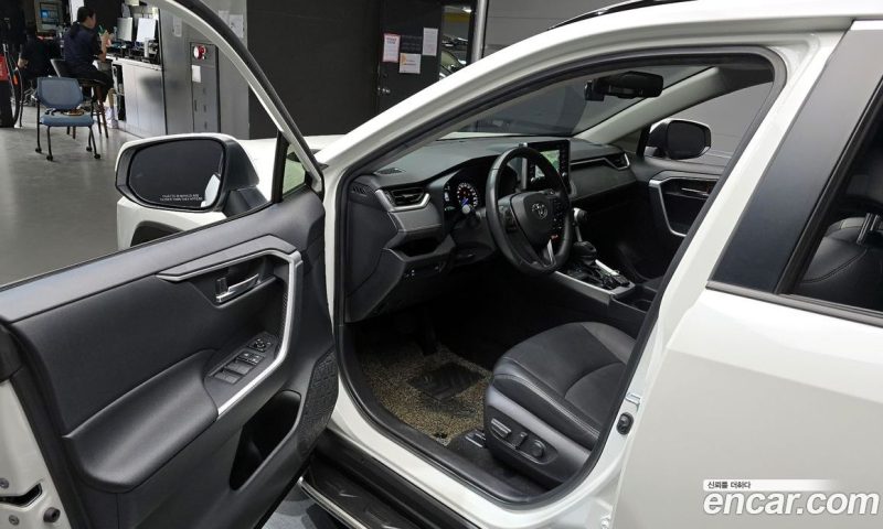 Toyota RAV4 2.5 2WD Hybrid